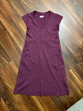 Pact organic cotton v neck dress plum purple XS